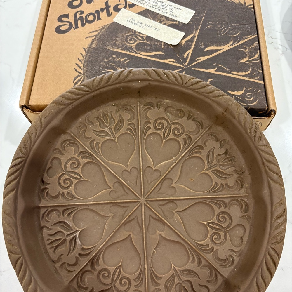 Vintage Hartstone Shortbread Mold with a Hearts and Tulip folk art design
